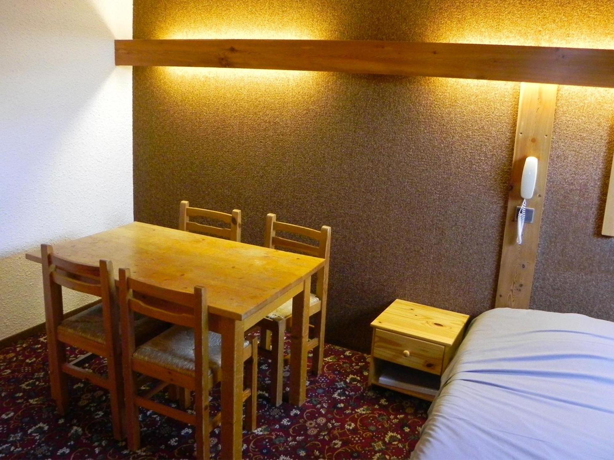 Hotel Residence Les Colchiques Le Monetier-les-Bains ภายนอก รูปภาพ