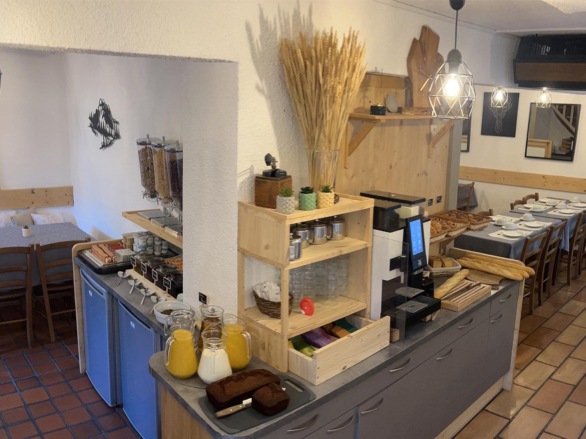 Hotel Residence Les Colchiques Le Monetier-les-Bains ภายนอก รูปภาพ